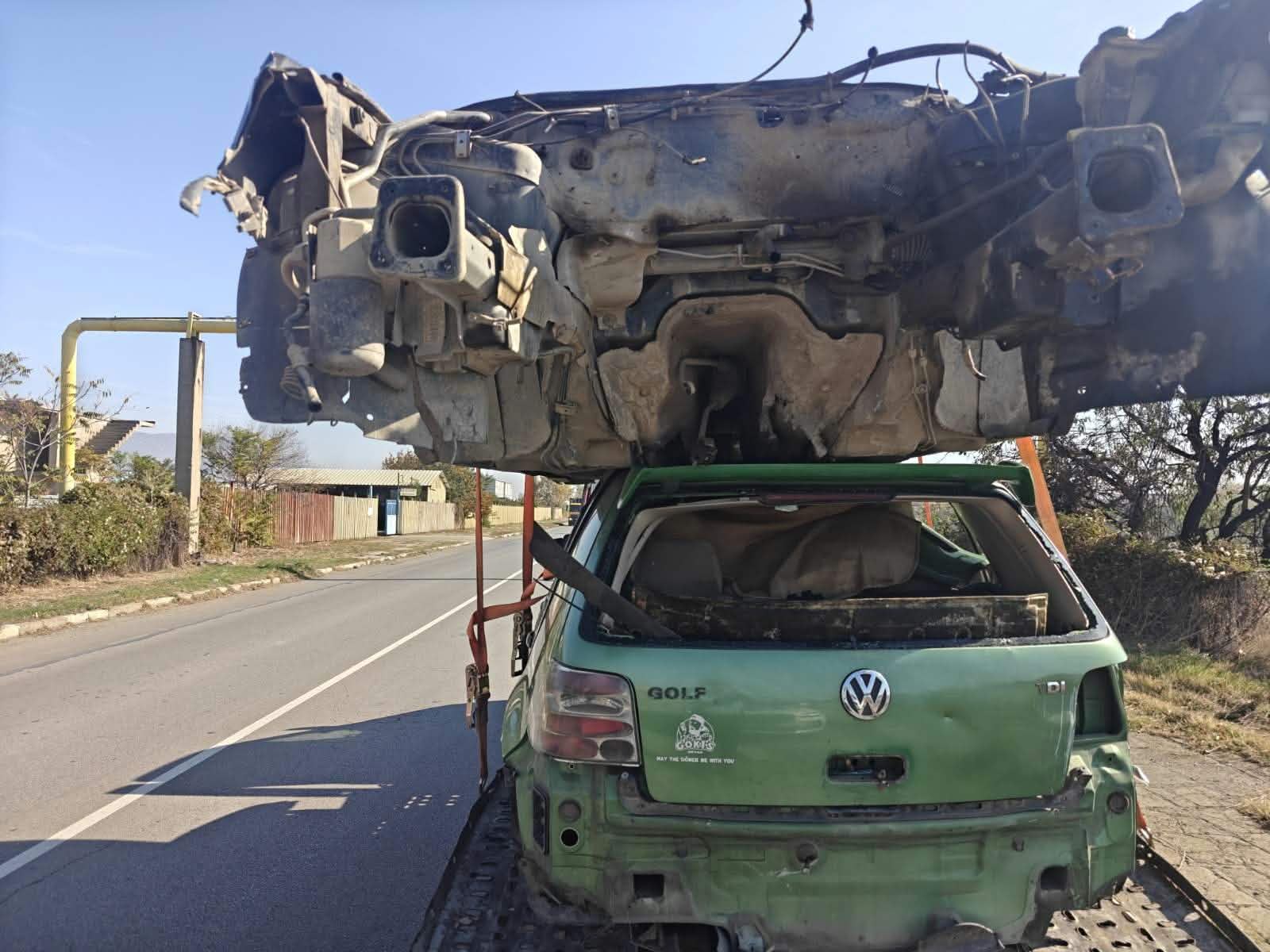 разбиха нелегално радио и разкриха изнудване при полицейска операция в сливенско