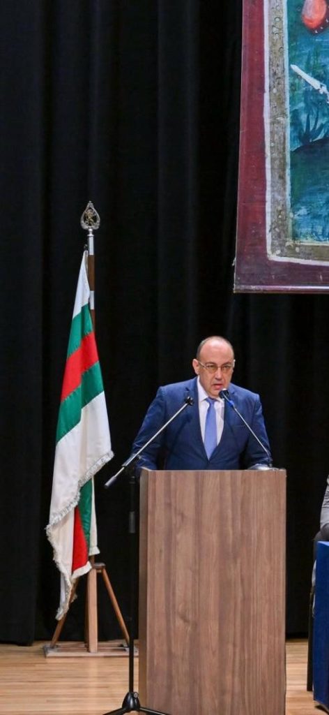 сливен отбелязва своя празник с тържествен призив за единство
