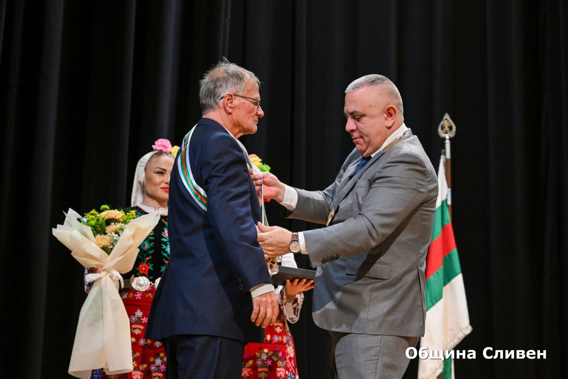 сливен празнува своите герои: поезия, единство и признателност на димитровден