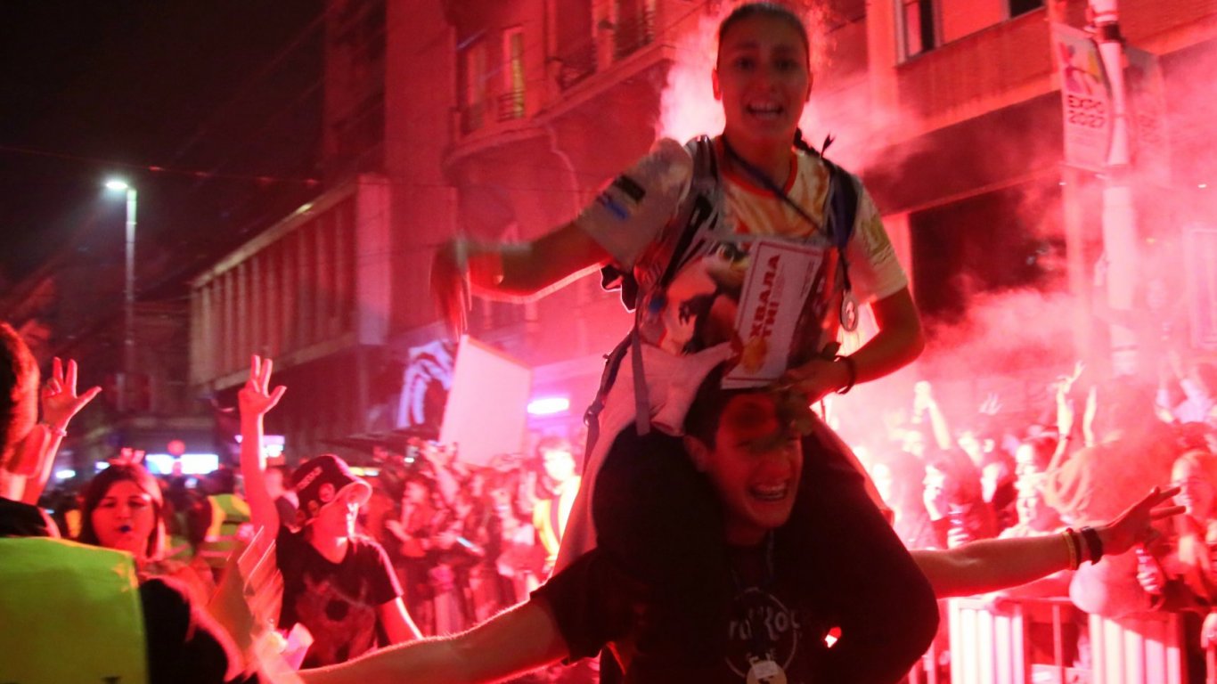 сърбия на ръба: младежта срещу вучич преди решаващия вот