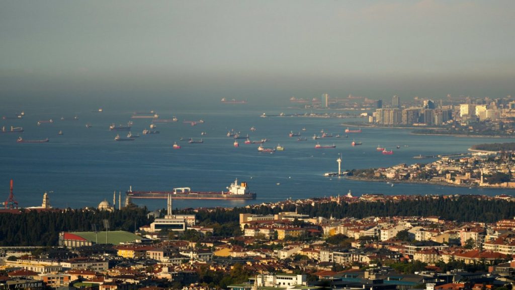 турция с предложение за нов морски коридор в черно море