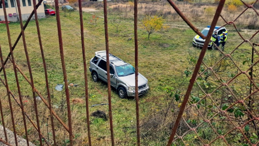 чудо край чепеларе: възрастен шофьор оцеля след полет с автомобил