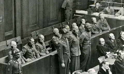 На 16 октомври 1946 г. екзекутират 10 нацистки лидери